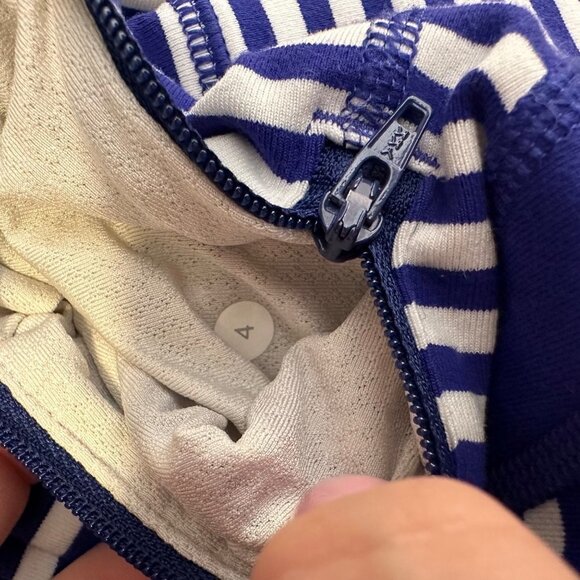 Lululemon‎ Rare In Stride Jacket Blue White Stripe - Picture 3 of 6
